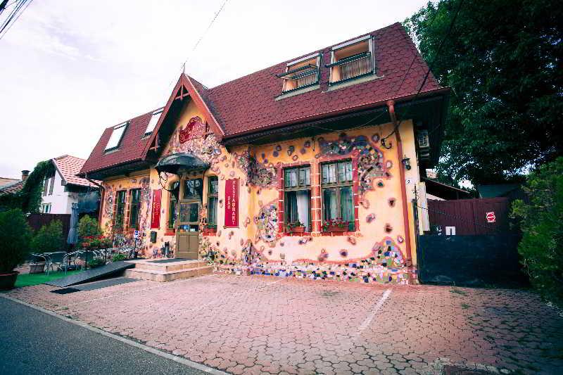 Deja Vu Guesthouse Cluj-Napoca Exteriör bild